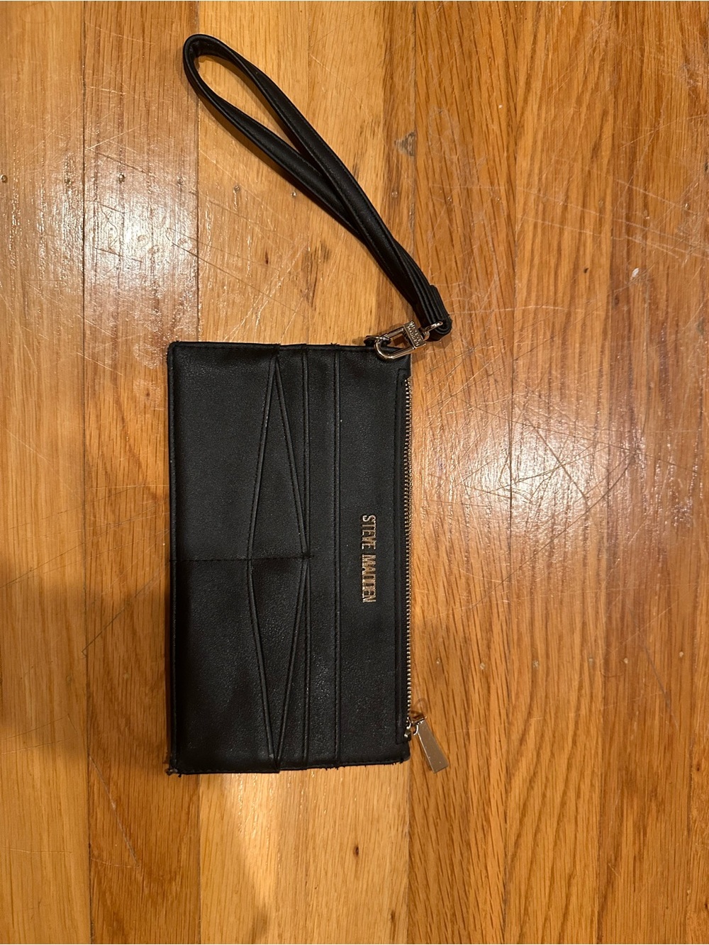 Steve Madden Black Leather Wristlet Card Wallet with Strap